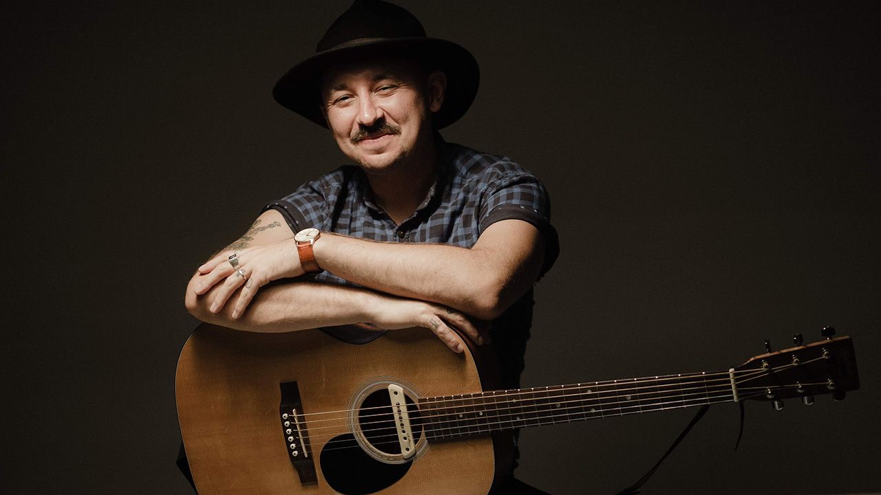 Слухайте нову пісню виконавця Sasha Boole 