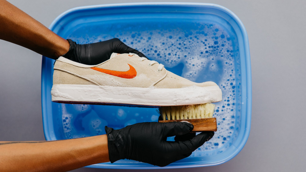 У Nike можна купити вживані кросівки з шаленою знижкою - фото 1