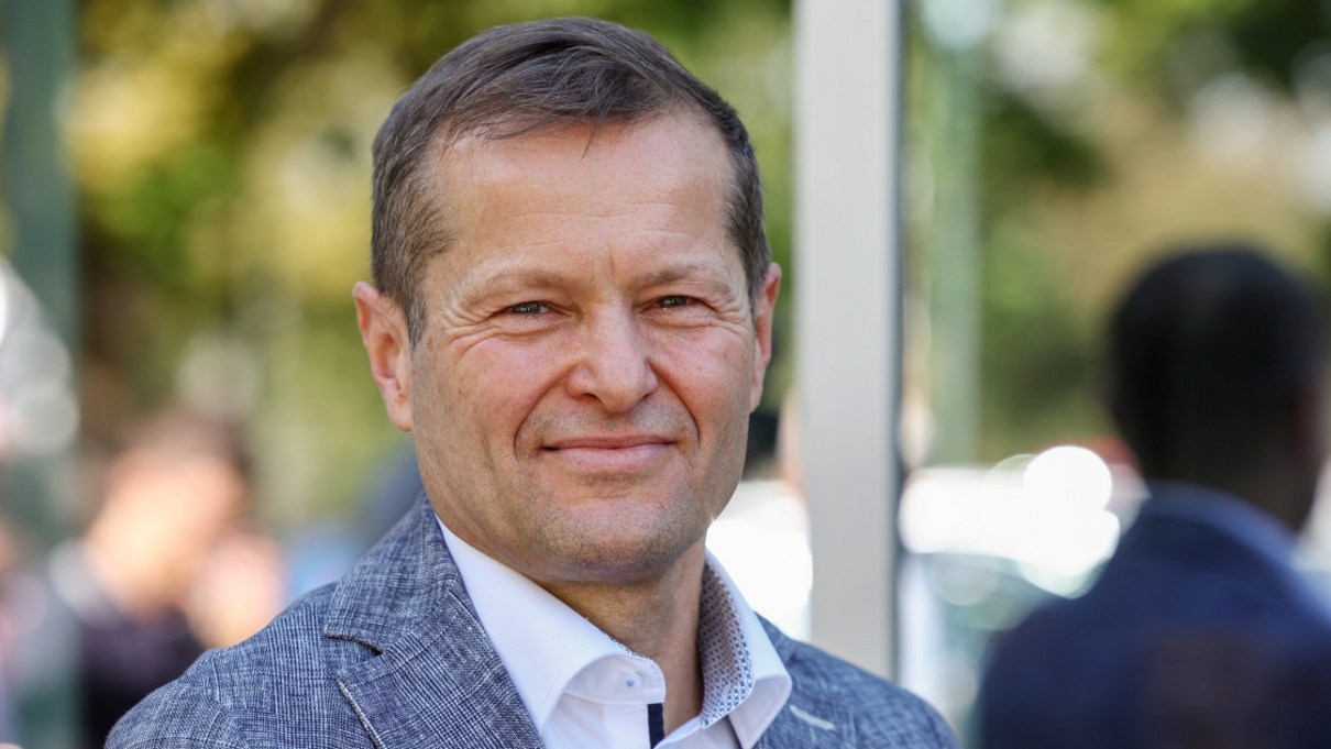 Нобелівський лауреат з фізики передасть призовий фонд на благодійний проєкт в Україні