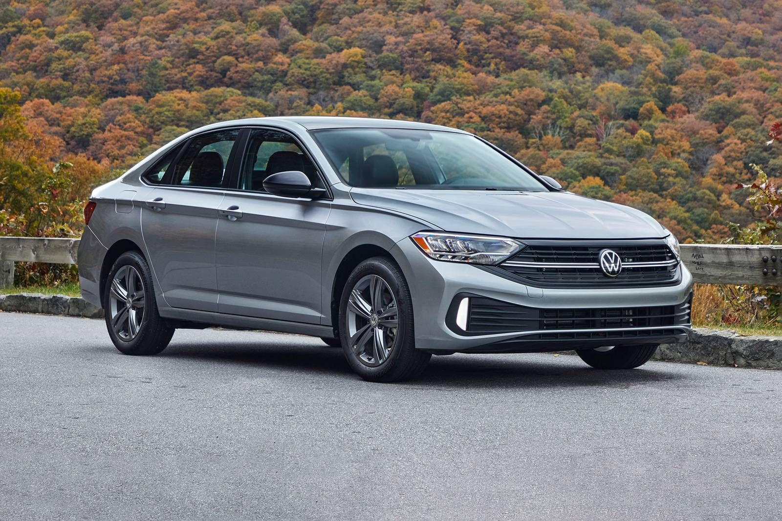 Volkswagen Jetta 2022 - фото 1