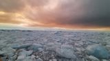 Неймовірний світанок: українські полярники поділились новими фото з Антарктиди
