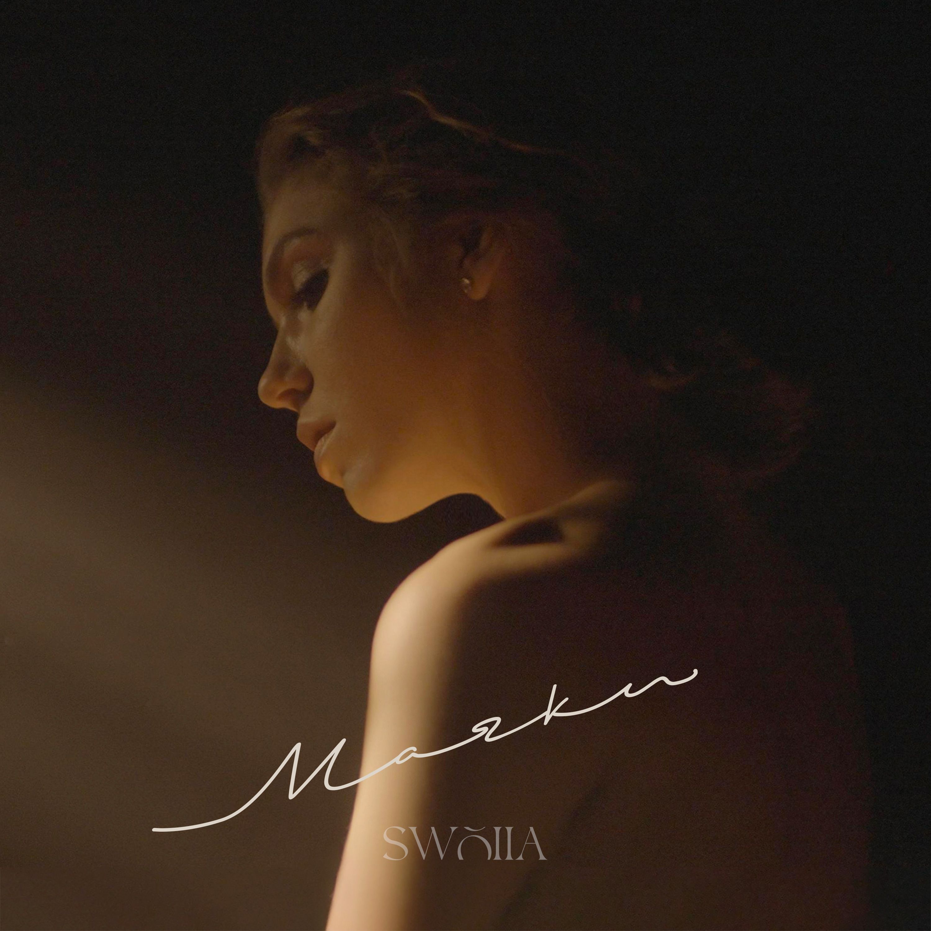 “Маяки”: співачка SWOIIA презентувала новий трек про надію і шлях додому