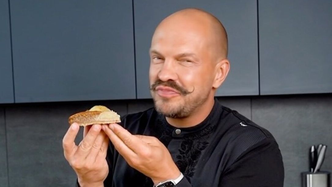 Український франжипан: печемо пиріг з гречаним борошном та грушею