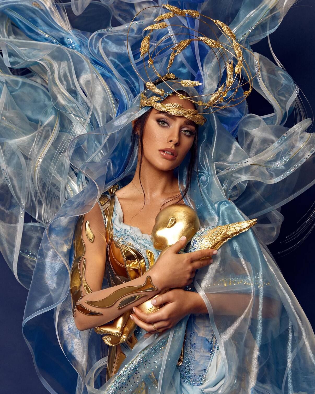 Сила українських матерів на костюмі Ангеліни Усанової на 