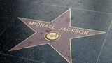Куртку Майкла Джексона продали на аукціоні – скільки вартує цінна річ