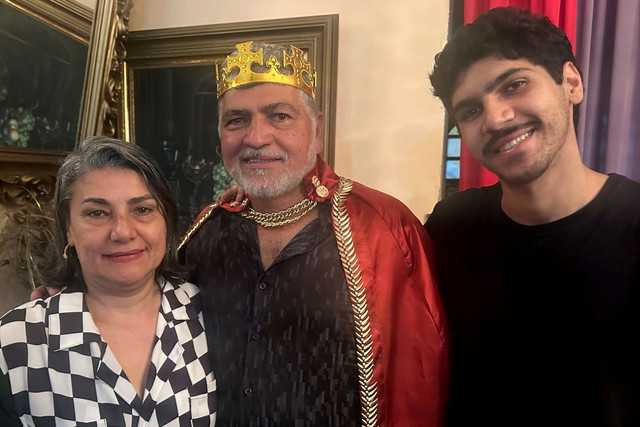 Колишній чистильник взуття став королем: як йому це вдалося - фото 534763