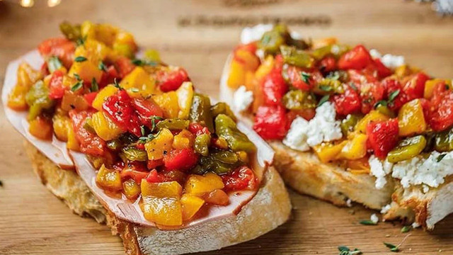 Закуски на Новий рік 2025: рецепти простих і смачних новорічних страв - фото 535843