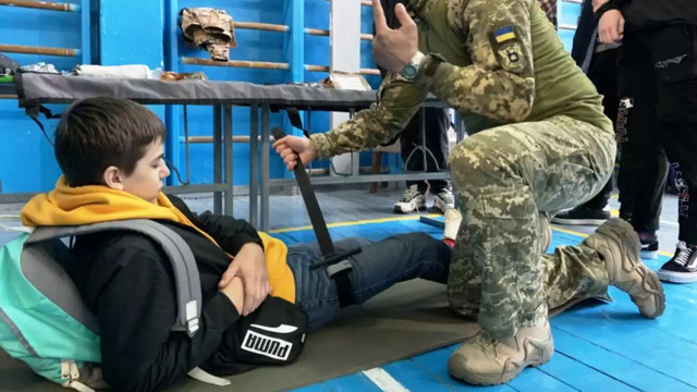 Уроки 'Захисту України' - фото 536014