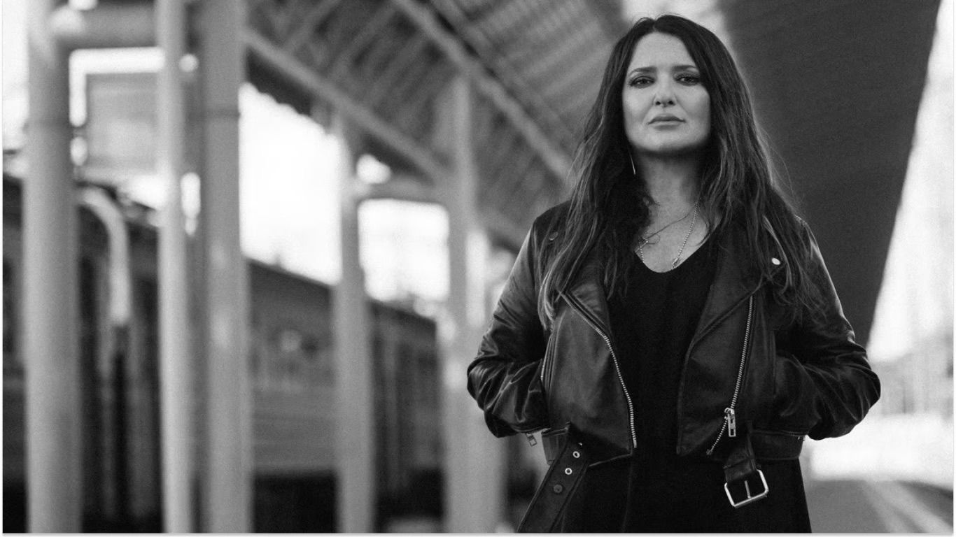 Наталія Могилевська вклала крик душі у нову пісню "Одне велике серце"