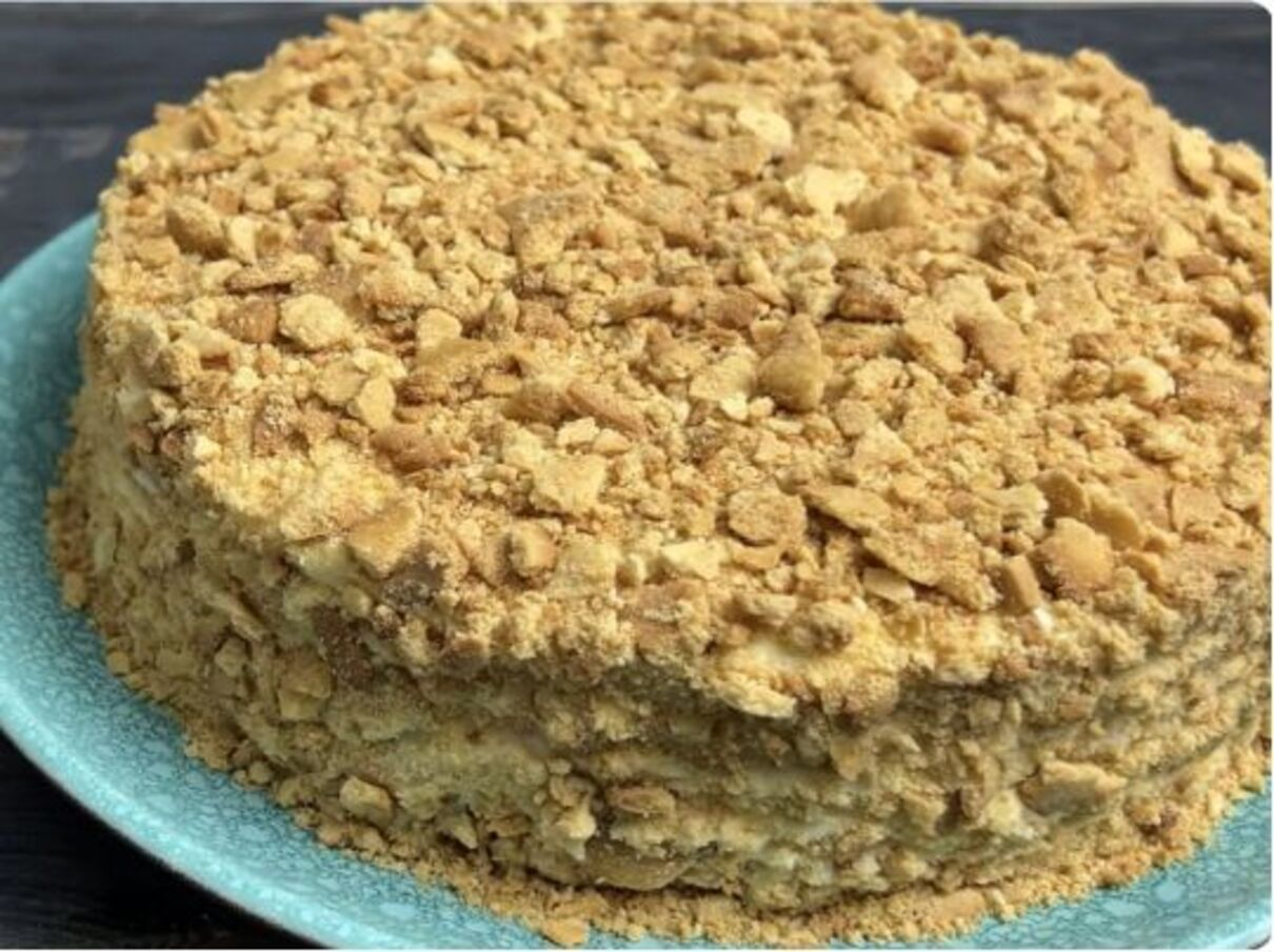 Готуємо медівник з манним кремом разом з Лізою Глінською