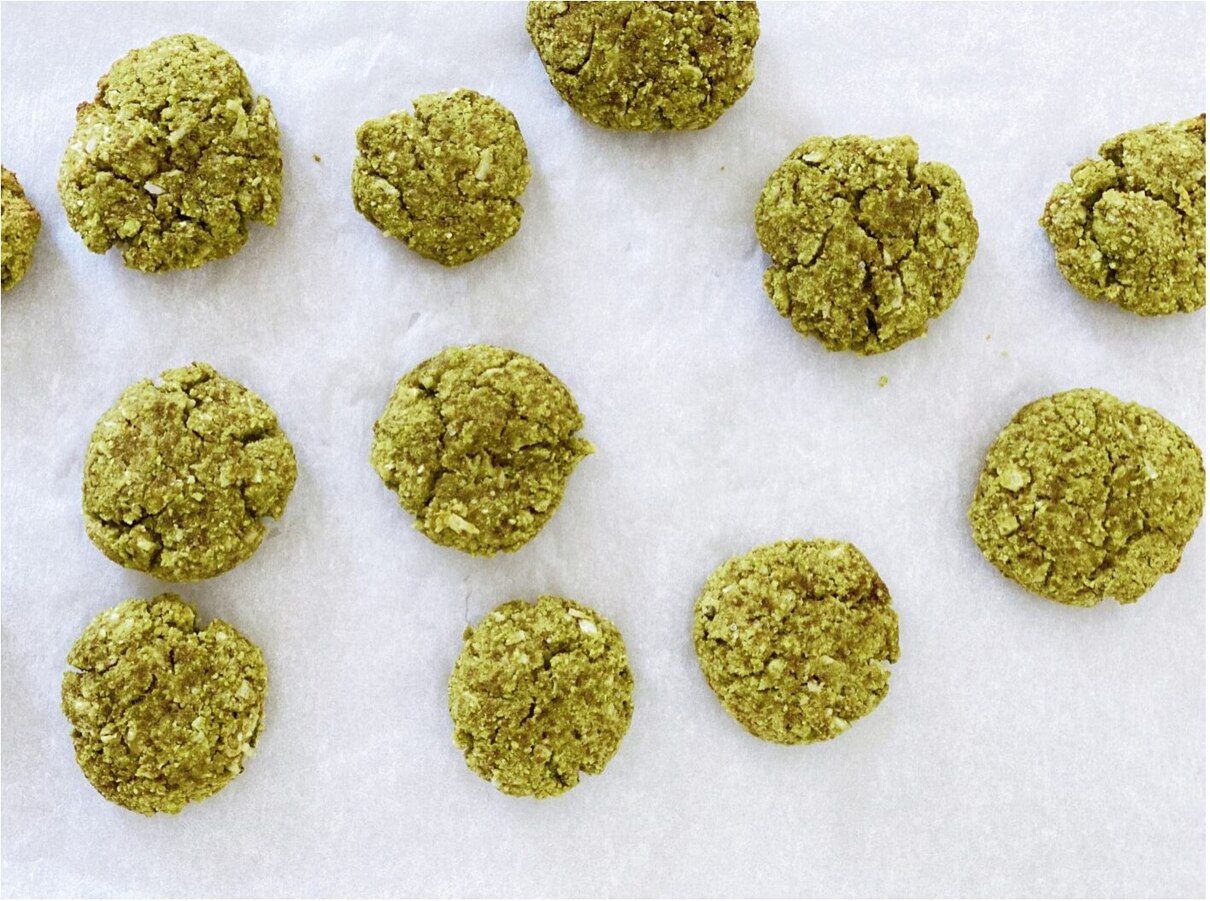 Кокосове матча-печиво - фото 1