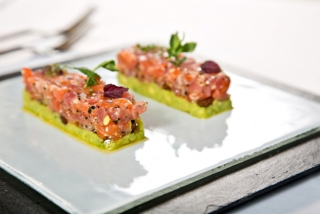 День Святого Валентина: як влаштувати святкову вечерю коханій людині - фото 537707