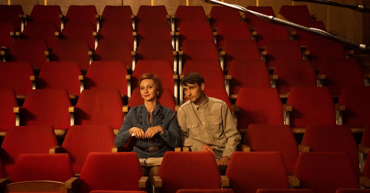 Дивіться офіційний трейлер сатиричної комедії "Редакція" про український південь