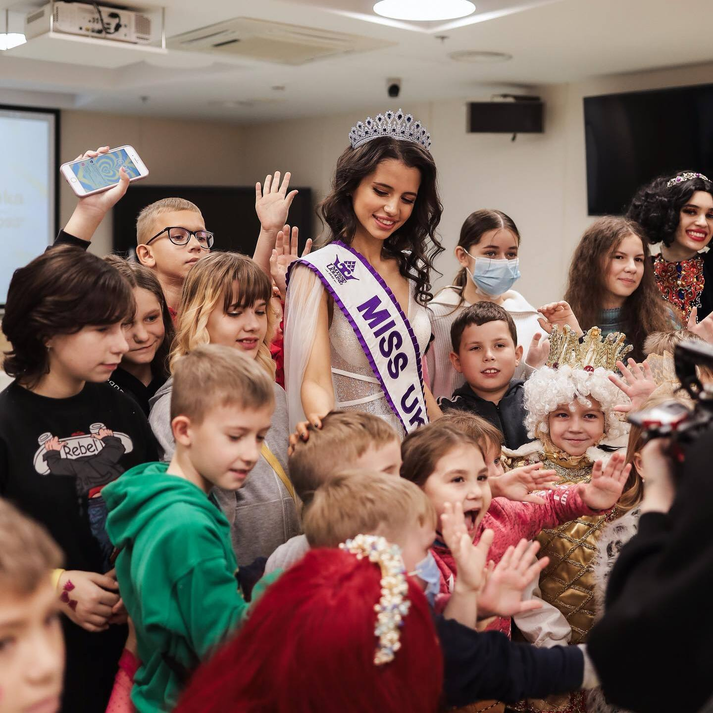 Після ганебної поведінки на Міс Європа: росія не братиме участі у конкурсі Міс Світу 2024