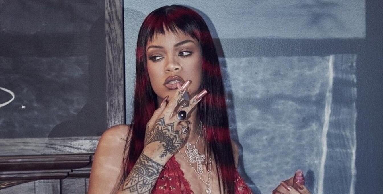 Вперше після пологів: Ріанна виступила для найбагатших людей Індії