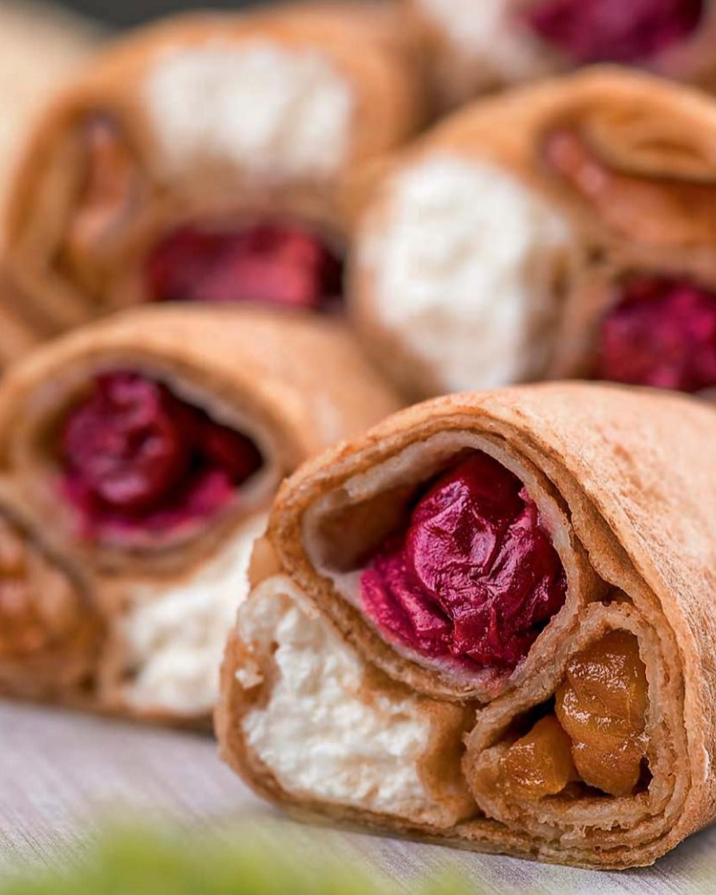 Млинці з потрійною начинкою - фото 1