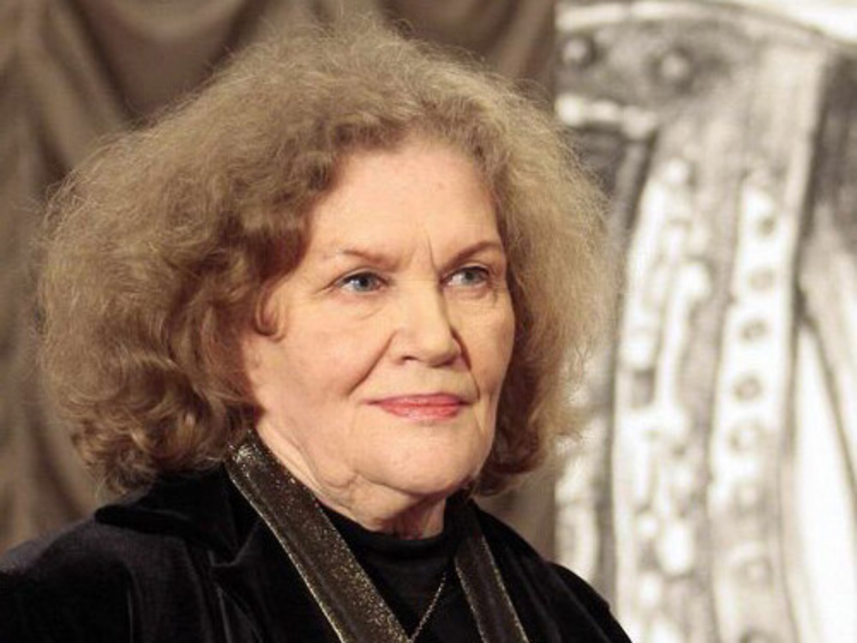 Ліна Костенко святкує свій 94-й день народження: боєць бригади "Хартія" зачитав вірш