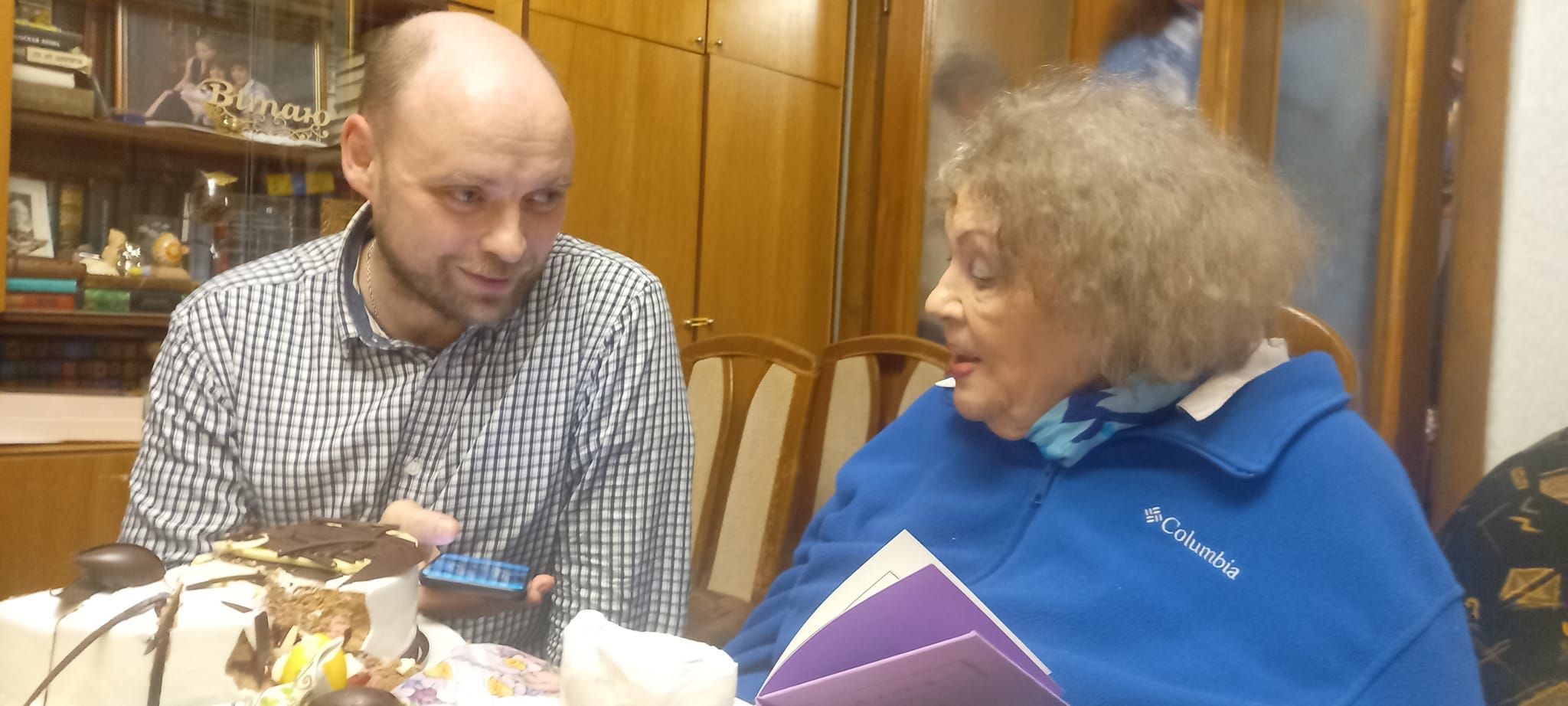 Автор книжки "Бунт проти імперії" поділився рідкісним фото з Ліною Костенко