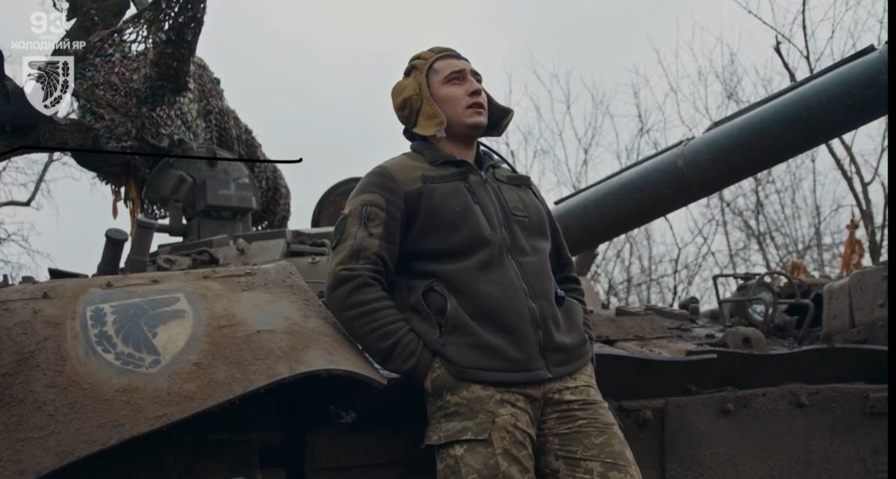 "Мій перший вірш написаний в окопі": в бригаді Холодний Яр зачитали поезію Ліни Костенко