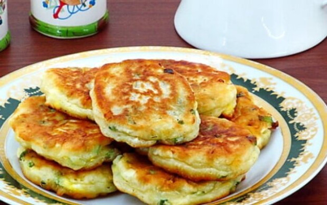 Млинці із зеленою цибулею - фото 539344