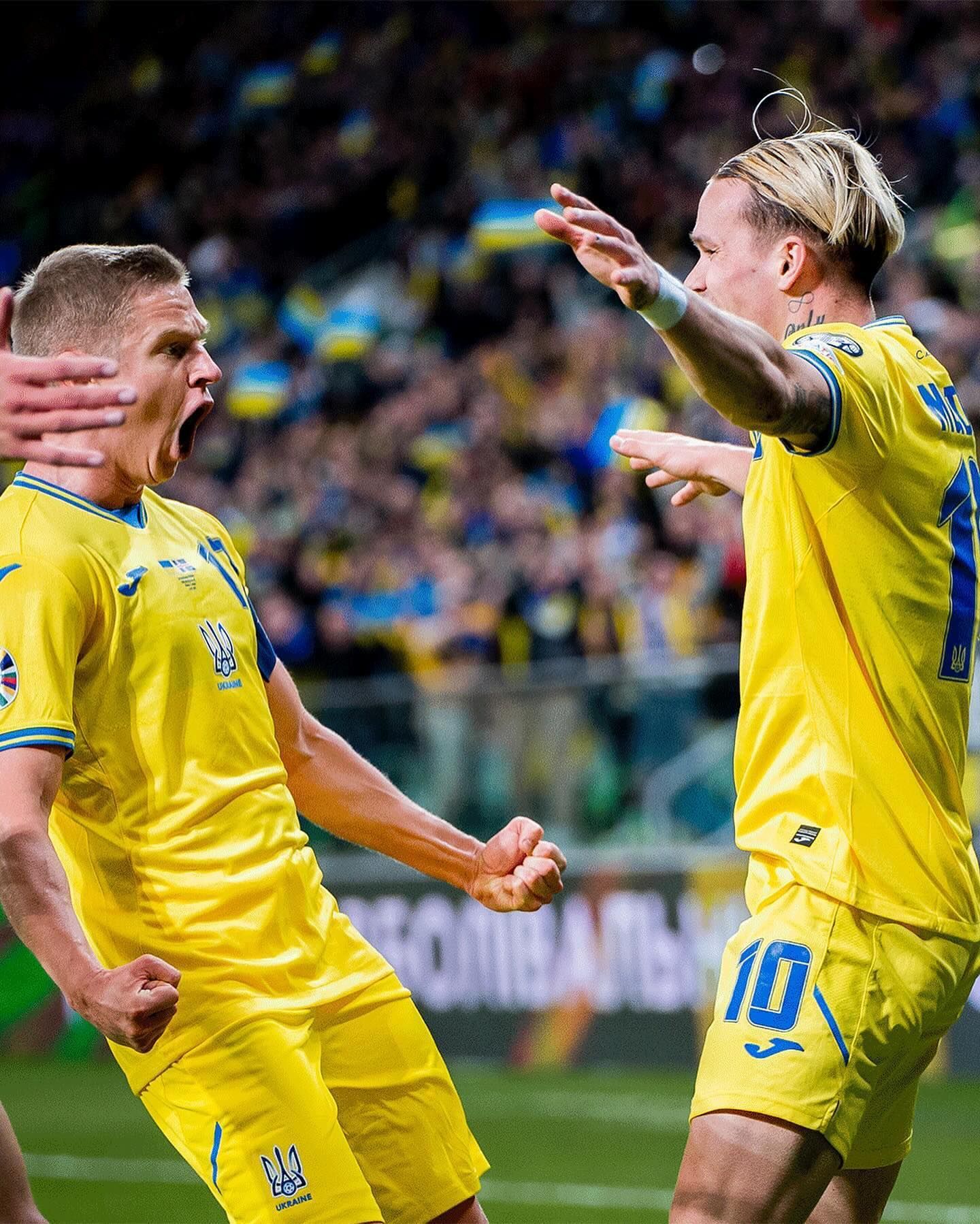 Олександр Зінченко заступився за фаната, якого тягнув з поля польський поліціянт