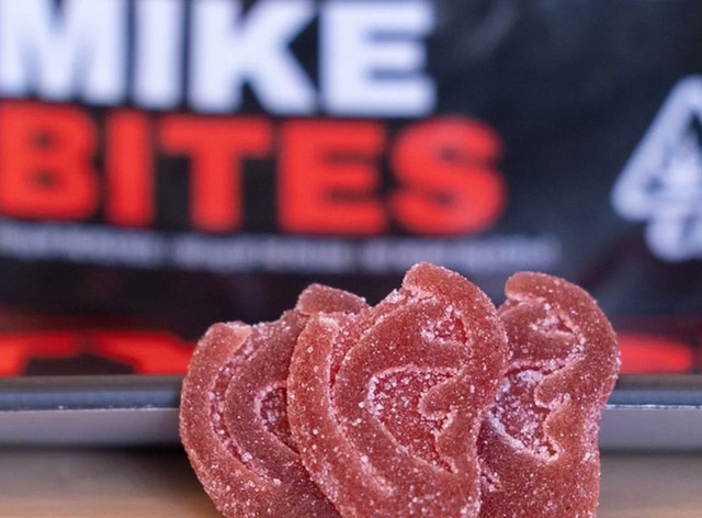 Цукерки у вигляді погризених вух - фото 539521