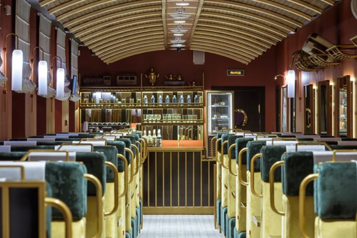 Залізнична романтика: в Китаї придумали атмосферний ресторан