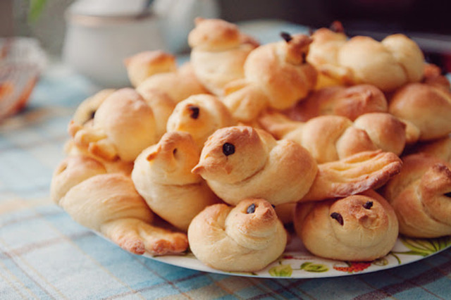 Як прикрасити Паску тістом: цікаві ідеї, як оздобити святкову випічку - фото 539676
