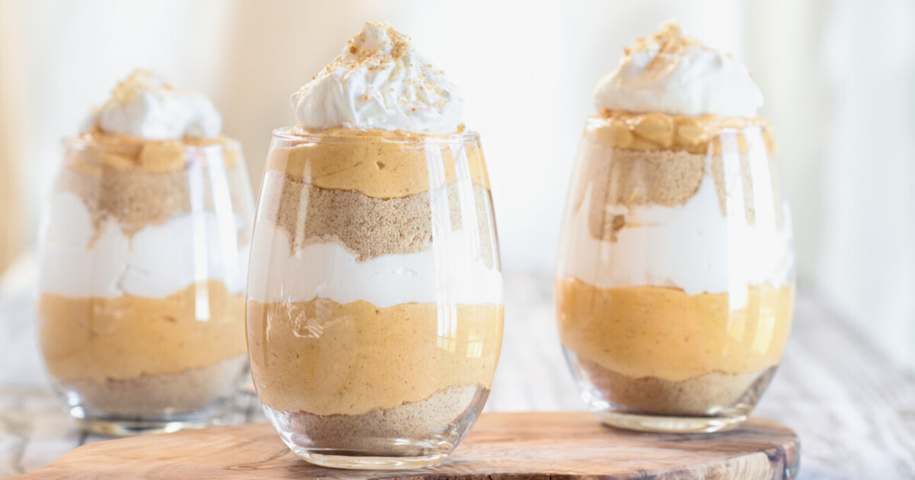 Готуємо ніжний та смачний десерт "Три молока" у склянці