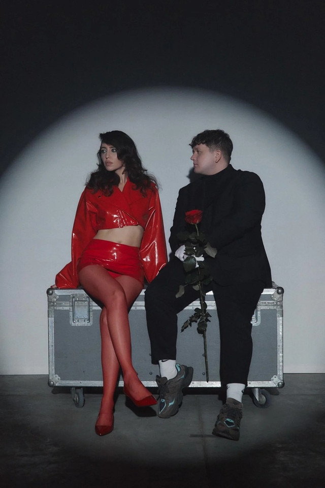 DOROFEEVA і Міша Лебіга - фото 540268