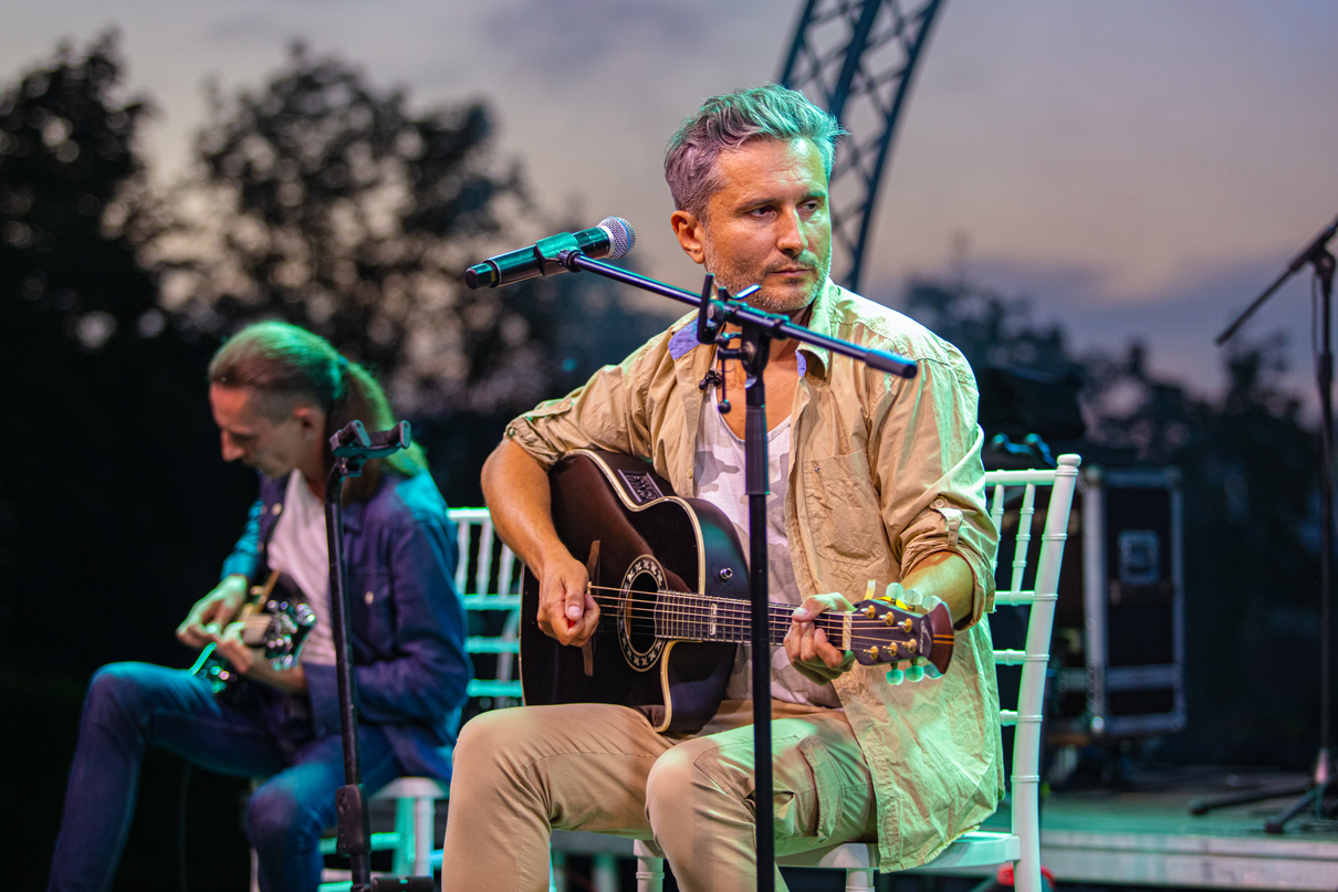 Віктор Винник і МЕРІ презентували першу пісню "Голос війни" з майбутнього альбому