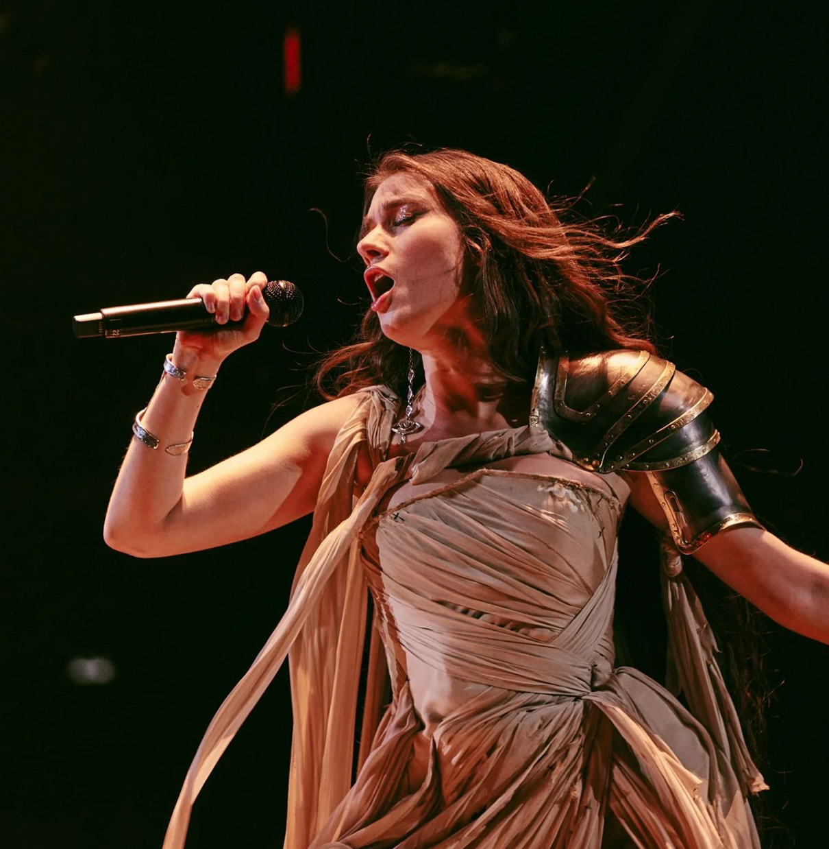 Jerry Heil - фото 1