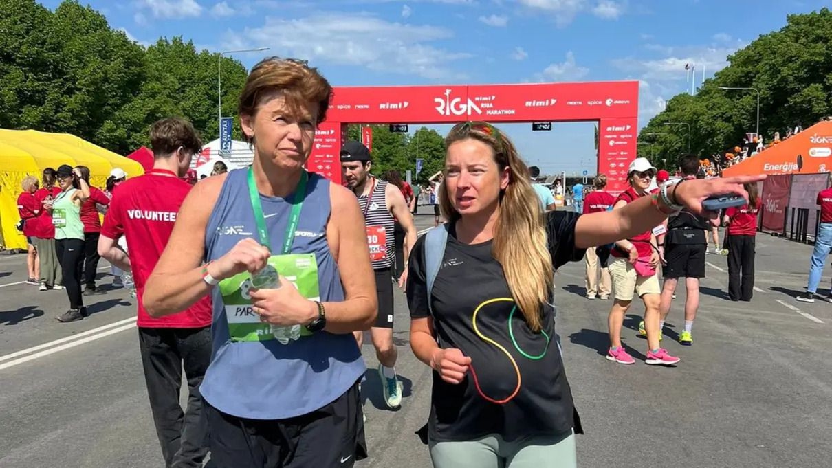 Байба Браже (ліворуч) - фото 1