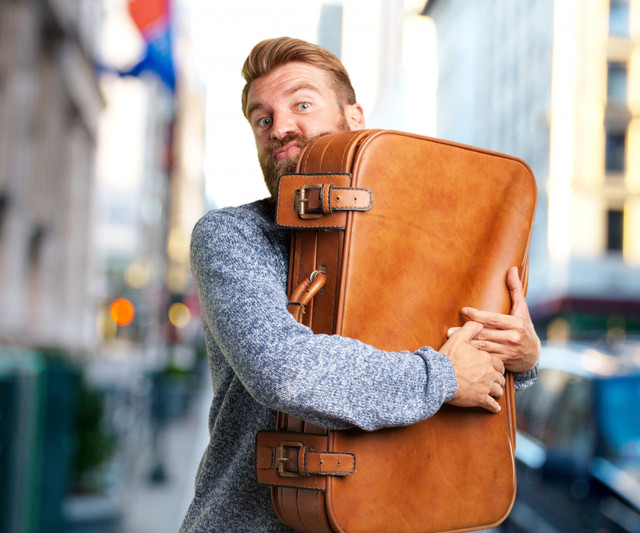 Три знаки Зодіаку, яким варто заощаджувати гроші до кінця місяця - фото 542700