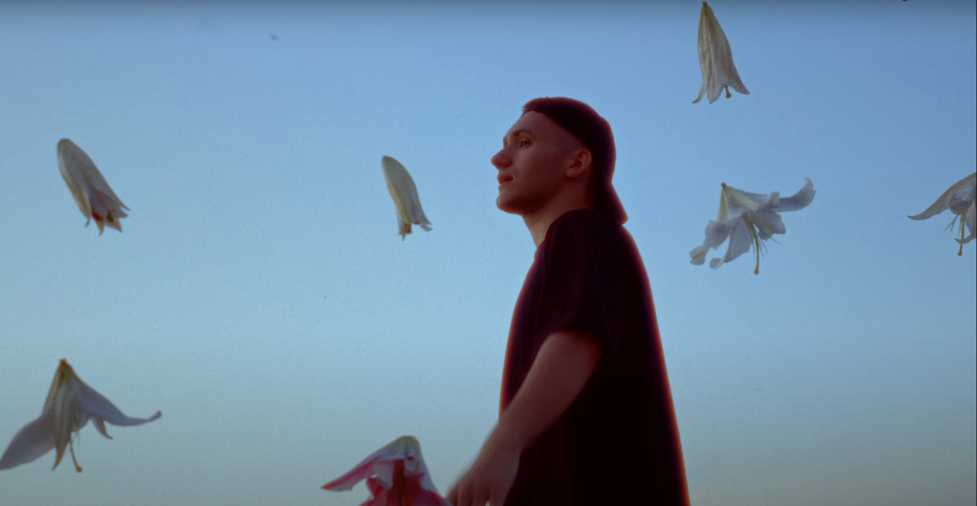 Даруйте дівчатам квіти, і слухайте трек "Лілії": YAKTAK потішив фанатів музичною прем'єрою