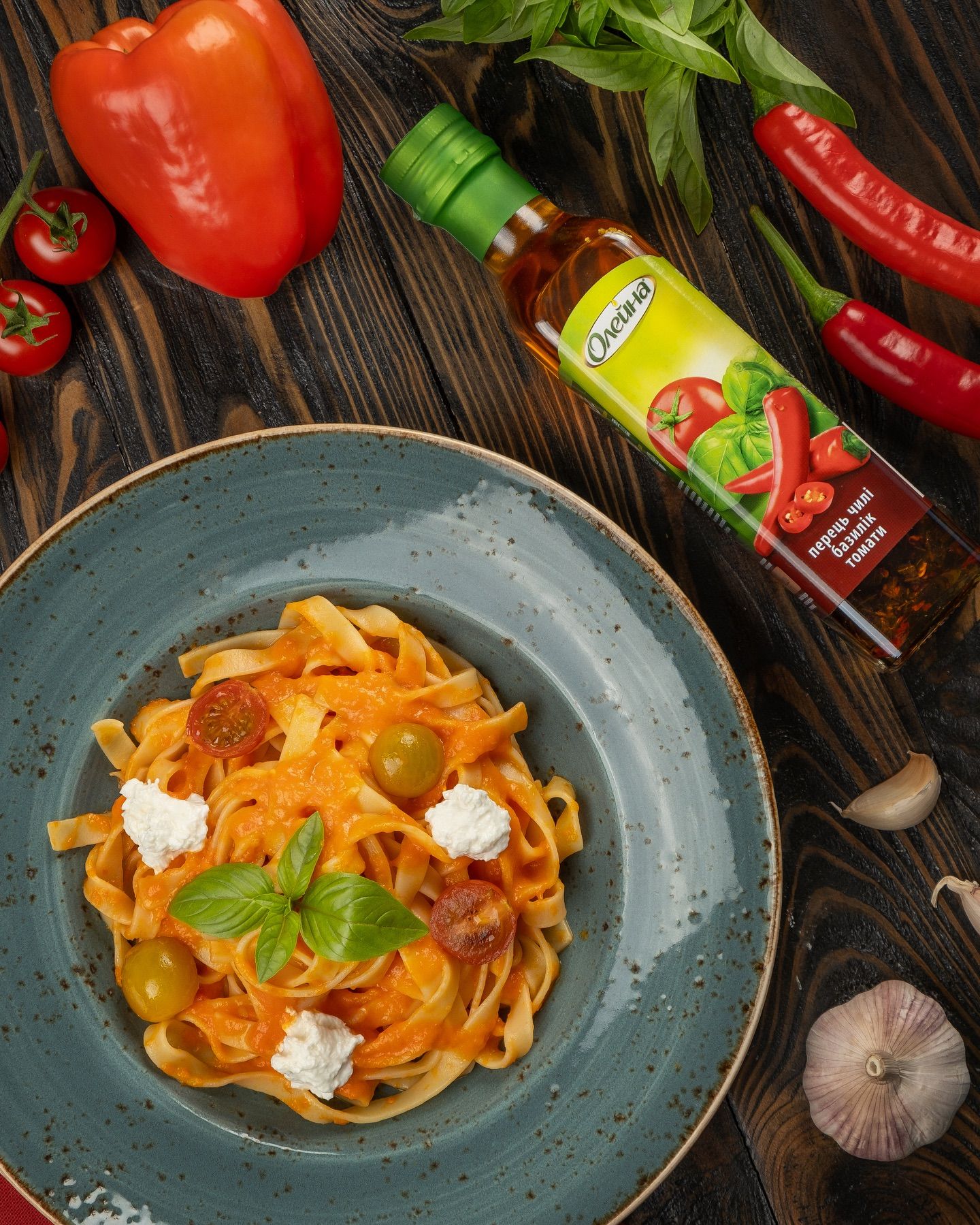 Паста з томатами та перцем - фото 1