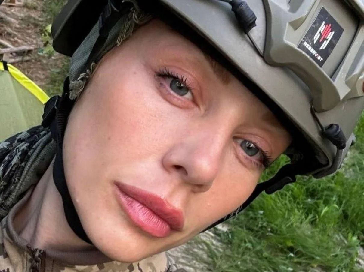 Тіна Кароль показала нові кадри з табору військового вишколу