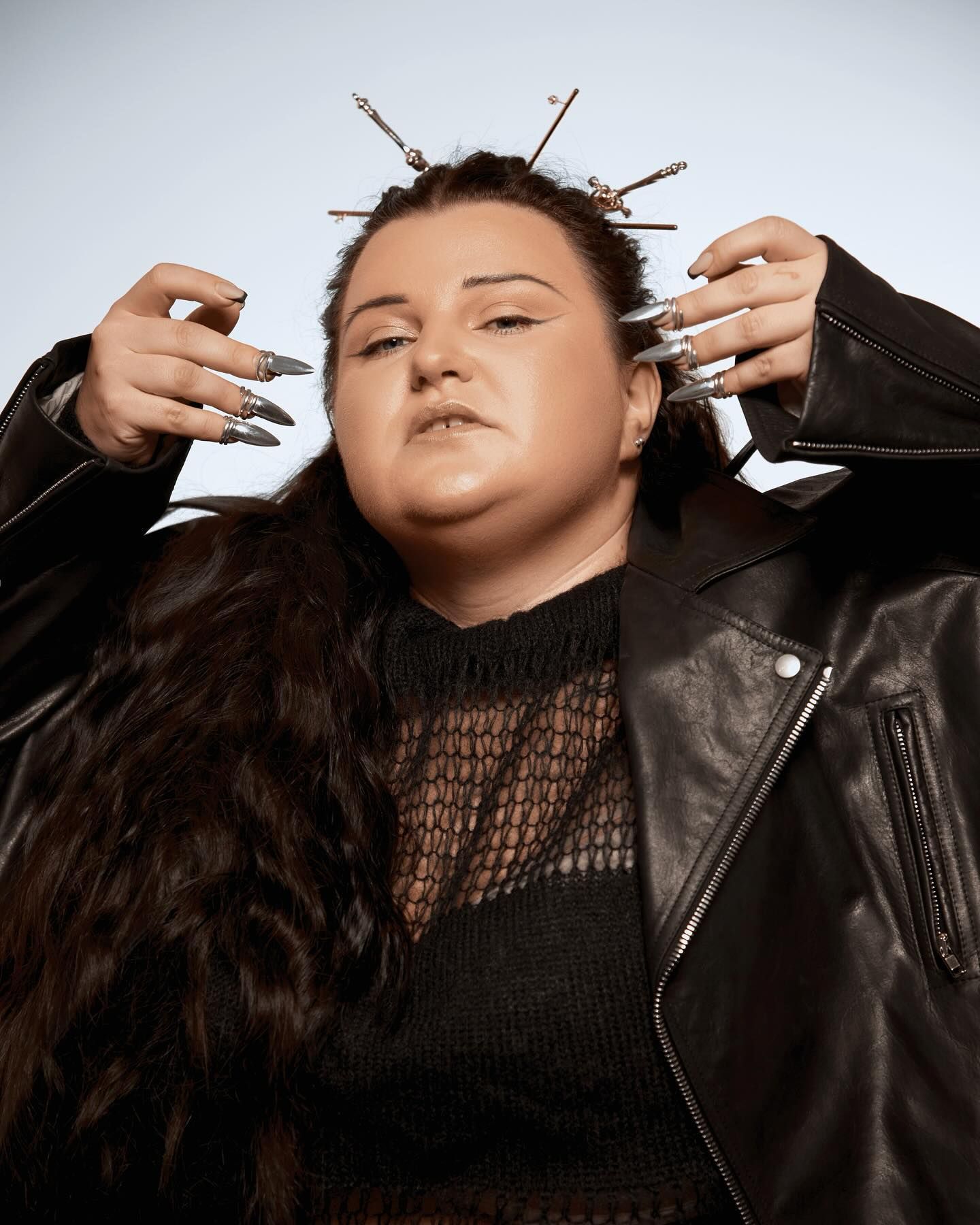 alyona alyona - фото 1