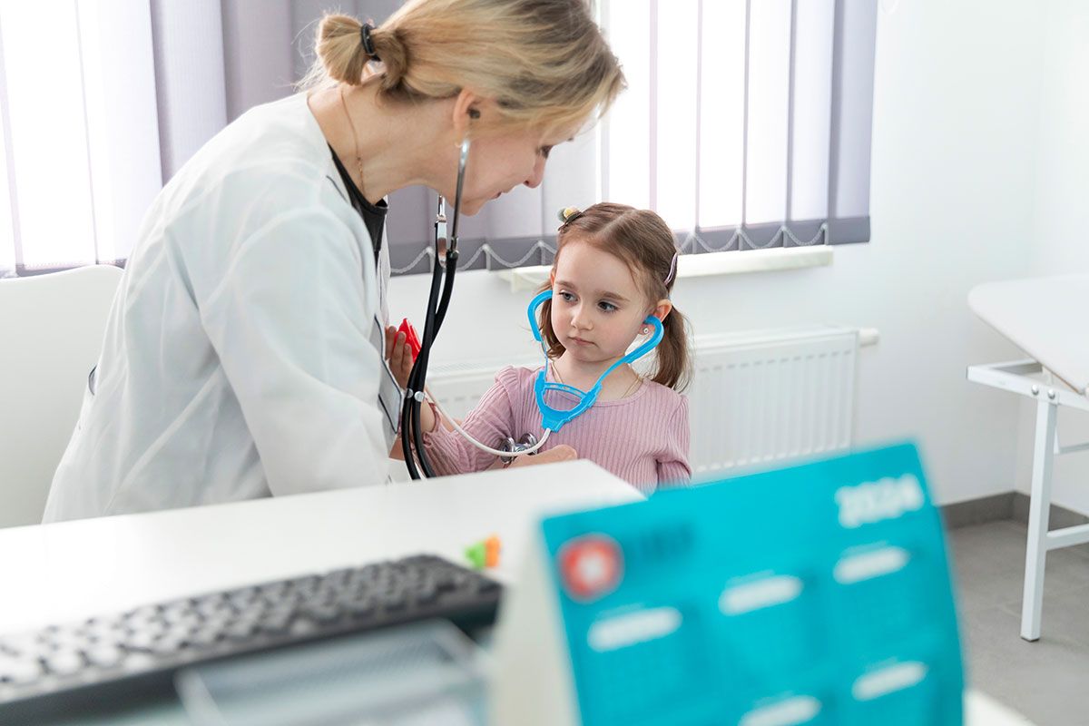 Оновлені медичні довідки для школярів: як оформити у 2024 році