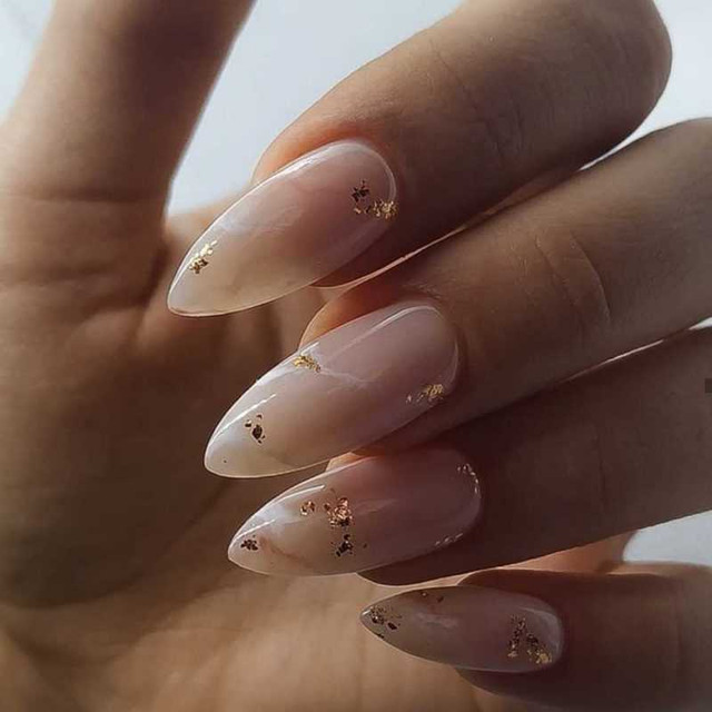 Святковий манікюр на 1 вересня: цікаві ідеї для старшокласниць - фото 544999