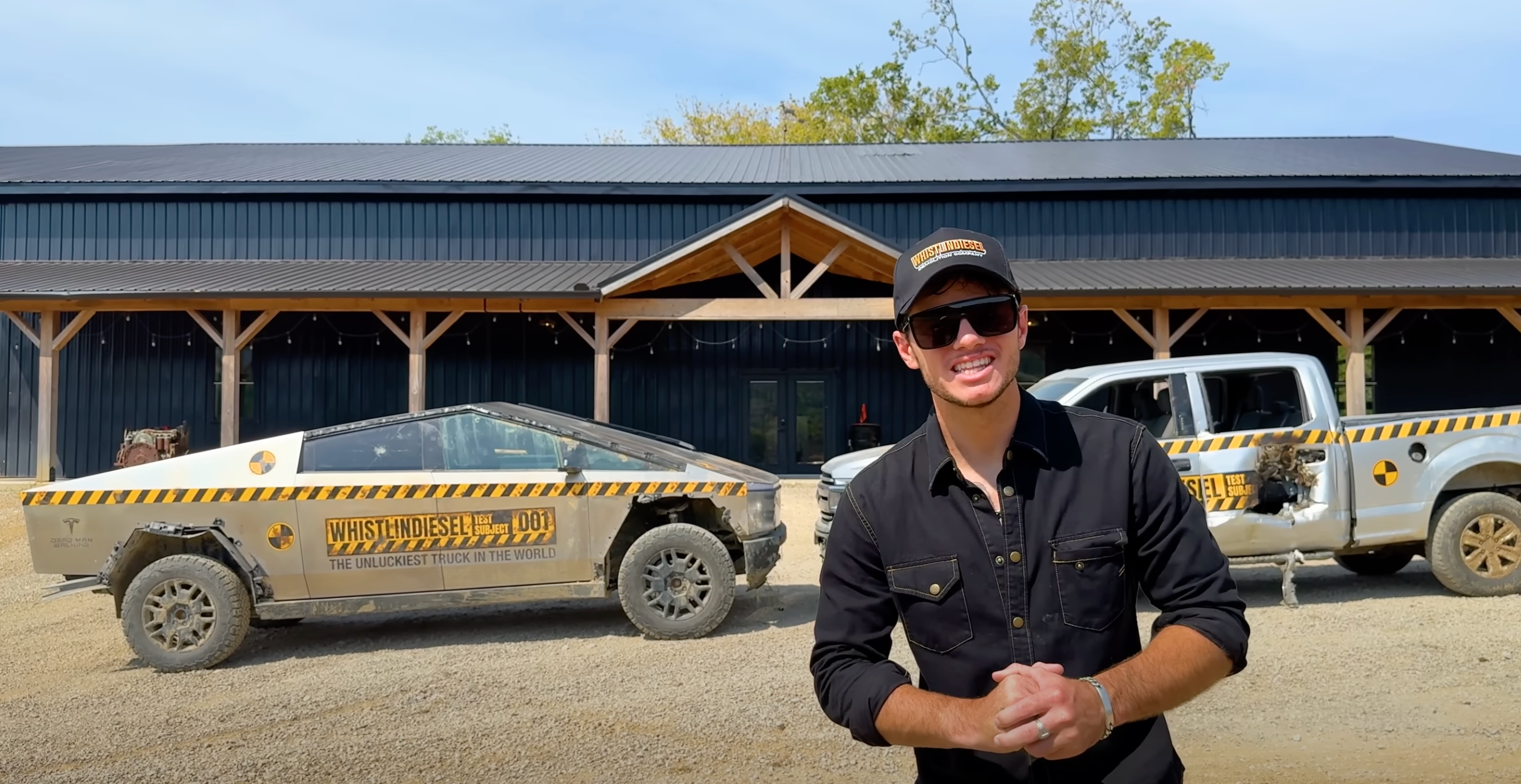 Tesla Cybertruck та Ford F-150 перевірили на міцність - фото 1