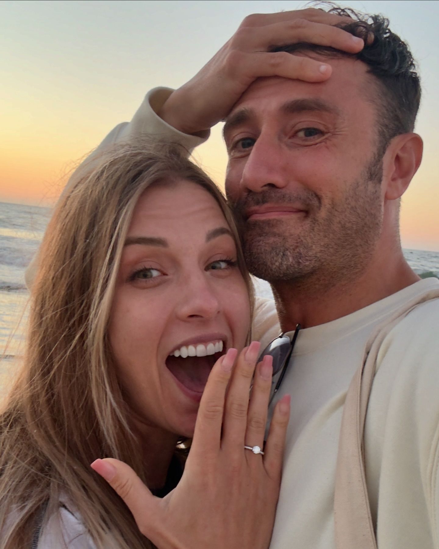 Ольга Харлан з нареченим - фото 1