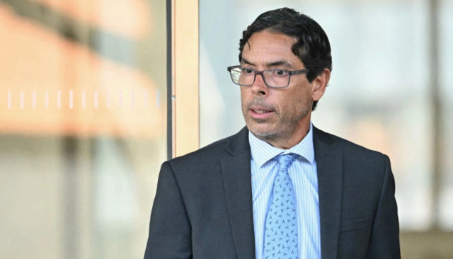 Доктор Марк Чавес - фото 546911