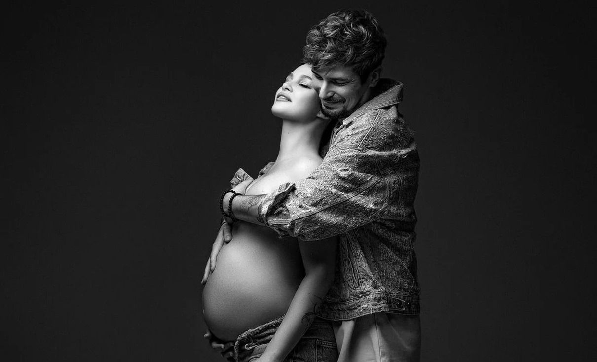 Приємні новини: Олексій Завгородній та Юлія Сахневич вперше стануть батьками