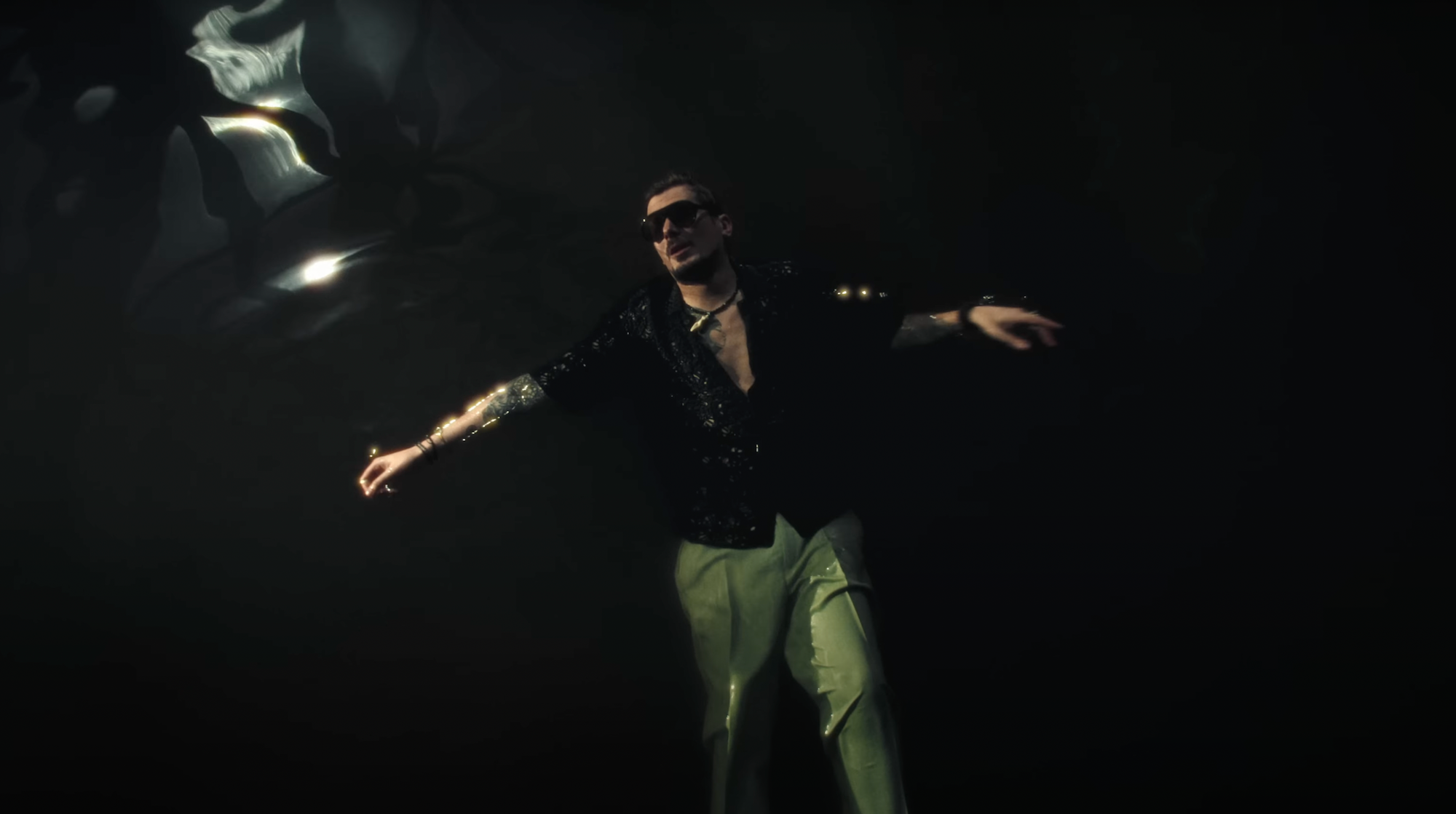 POSITIFF нагадує усім про важливість любові у серцях у пісні "Діаманти"