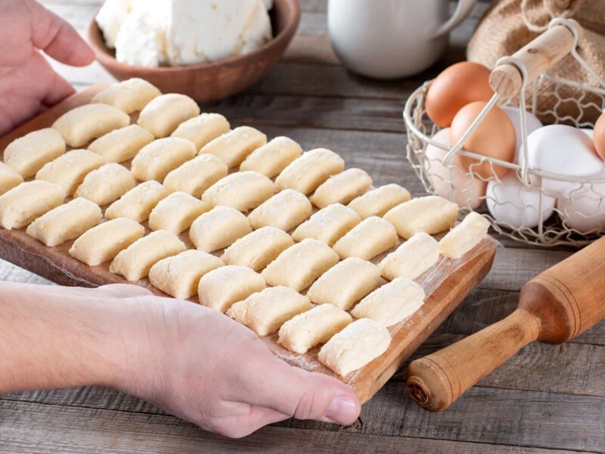 Готуємо традиційну страву західноукраїнської кухні – лиґанці з бринзою