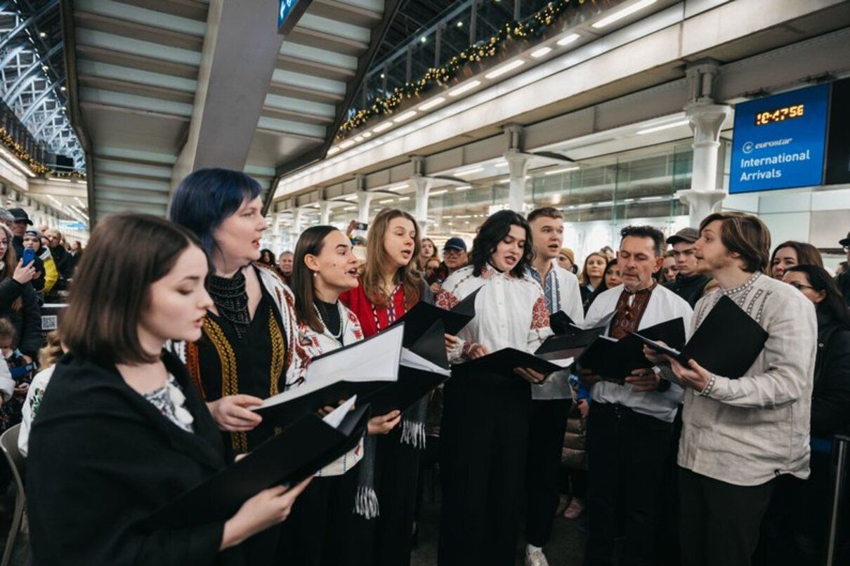 Концерт на лондонському вокзалі - фото 1