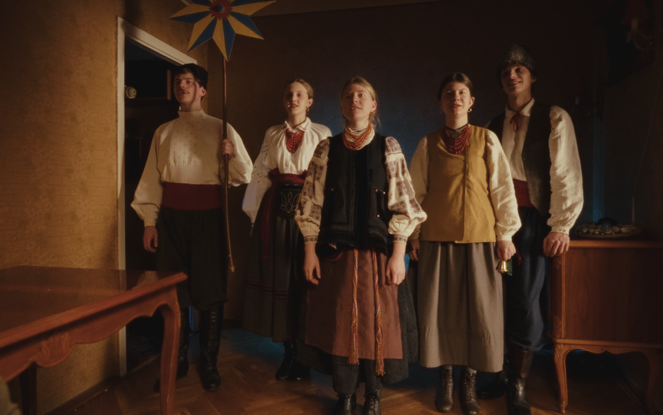 Фонд "Повернись живим" та гурт "ЩукаРиба" записали різдвяне відео з військовим