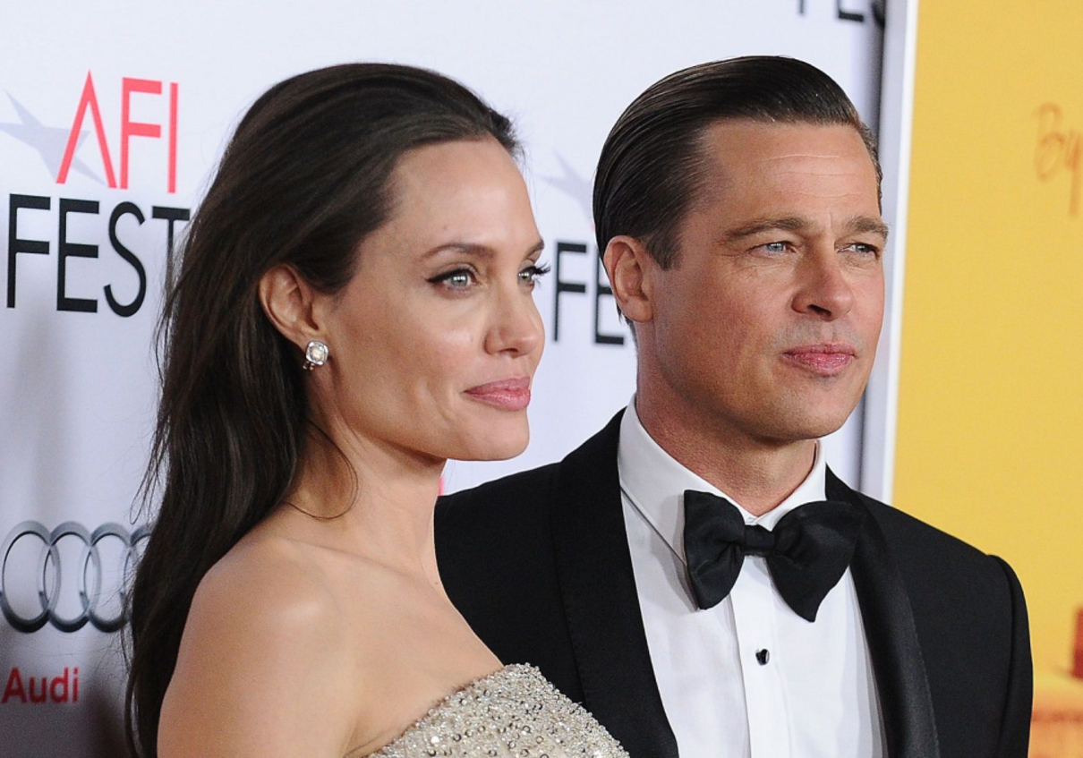 Після 8 років судових суперечок Анджеліна Джолі та Бред Пітт нарешті розлучилися