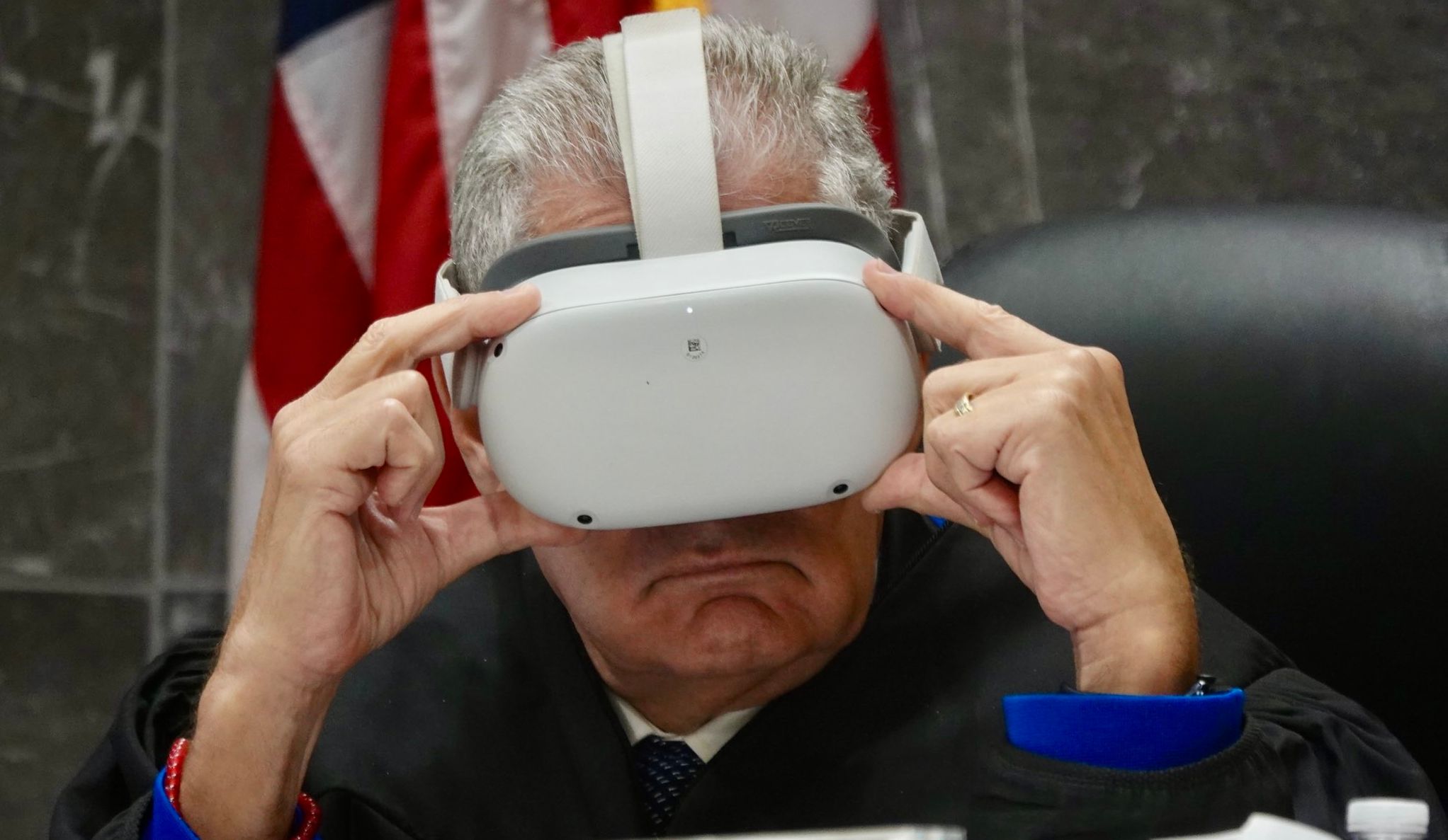 VR-окуляри - фото 1